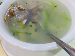 -源海渔村·现捞海鲜(大角湾店)