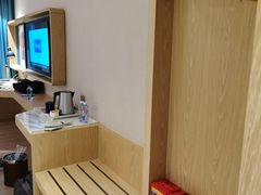 -凯里亚德酒店(深圳北站大浪商业中心店)
