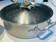 招牌松茸清汤底-洋房火锅(新天地店)