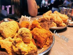 -BHC炸鸡(明洞总店)