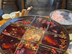 -白乐天毛肚火锅馆(南滨路店)