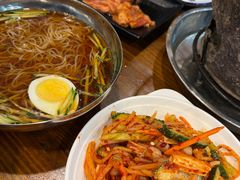 -韩风烤牛肉冷面店