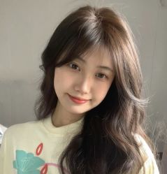 -妃格美发沙龙·烫发·染发