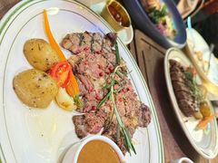 -Famous肥猫墨西哥音乐餐吧(五棵松华熙LIVE店)