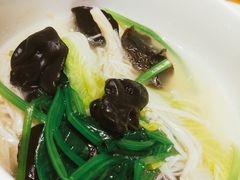 -紫玥铂尔曼酒店零点餐厅