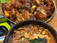-喇喇排骨火锅·传统韩式脊骨汤(望京西园总店)