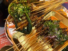 -何师烧烤Pro ·江湖川菜·小龙虾·精酿(太古里旗舰店)