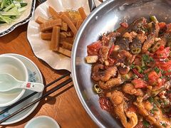 -梁姐啤酒鱼(兴坪古镇店)