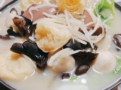 -肥汁米蘭香港米线(定西路店)