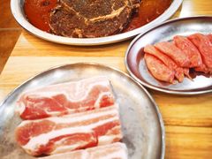 -牛信亭韩国料理·炭火烤肉(紫藤路店)