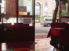 靠窗位-易老妈蹄花.特色川菜(人民公园总店)