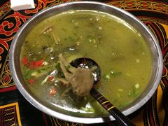 酸菜洋芋汤-金荞麦彝家美食