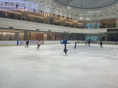 -陈露国际冰上中心(天津嘉里汇店)