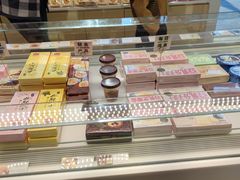 面包甜点陈列柜-好利来(西宸广场店)