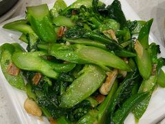 -香港新发烧腊茶餐厅(水围店)
