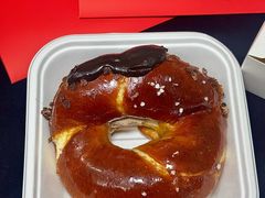 -HOT CRUSH趁热集合·现烤面包(环球港店)