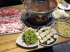 -记忆串城·东北烧烤·小龙虾·大型团建(南油店)