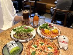 -Common Table · Brunch & Coffee