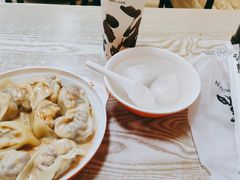-利达汤圆馄饨(川公路店)
