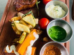 -拾挚扒房(招商花园城店)