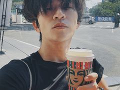 -星巴克(珠海摩尔百货店)