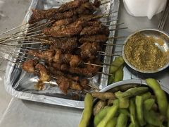 -老广烧烤(骆驼山康馨园店)