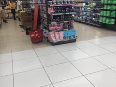 -家乐福(古北店)