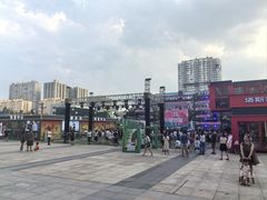 -万达广场(龙湖店)