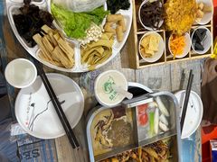 -鸡遇虾煲干锅火锅(小寨金莎店)