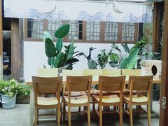 -猫的天空之城概念书店(苏州平江店)
