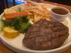 -Hooley's活利仕西餐厅(珠江新城店)