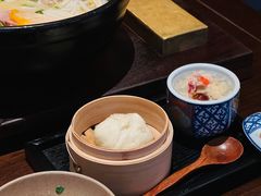 滇味糖腿包-银米·云南传统过桥米线(双廊黑金冠店)