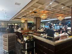 -半岛翡丽海鲜自助餐厅(观风亭店)