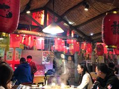 大堂-鱼窝棚柴火铁锅炖(富山屯店)