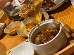 -野山舂·贵州现舂酸汤火锅(鸿通城店)