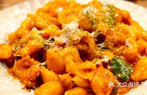 Homemade Sausage and Minced Meat Shell Pasta