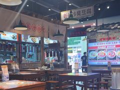 -湘下佬·老长沙吃货铺(顺成·大融城店)