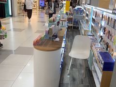 -爱畅享华为苹果手机维修服务(虹口龙之梦店)