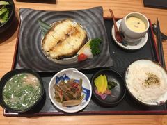 -吟松日式料理(莘庄店)