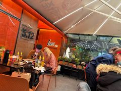-何师烧烤Pro ·江湖川菜·小龙虾·精酿(太古里旗舰店)