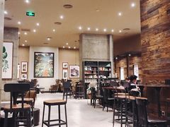 大堂-星巴克(深圳宝安泰华店)