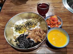 -明洞阿姨·韩式酱蟹烤肉·创意料理(三元桥店)