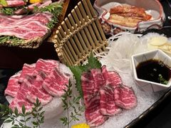 -山川小町·极番烧肉(新地假日广场店)