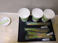 -莫泰酒店(上海虹桥北新泾地铁站天山路店)