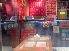 -肥汁米蘭香港米线(宁波路总店)