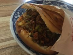 孜然夹馍-老字号杨坡红油米线腊汁肉夹馍(东四道巷店)