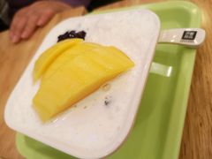 芒果白雪黑糯米-满记甜品(荟聚购物中心店)