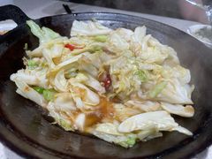 干锅手撕包菜-阿莉餐厅(枣阳路店)