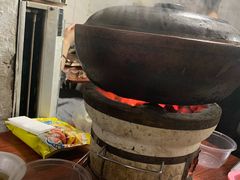 -威邵鸡煲(西华路总店)