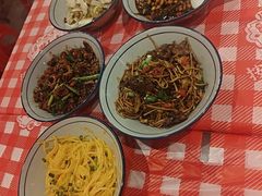-荆九爷爆炒桥头三嫩(云南北路店)